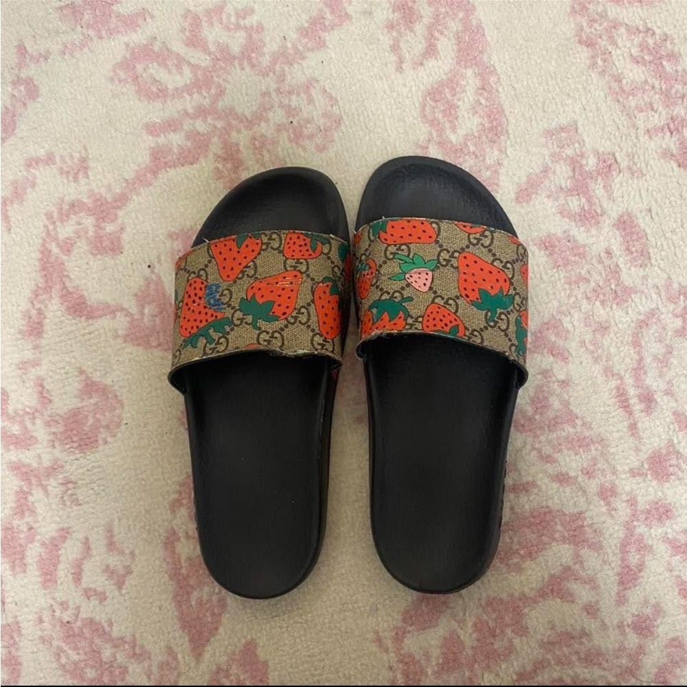Designer Strawberry Print Women's Slides